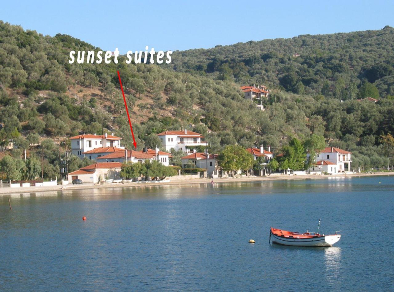 Sunset Suites Лефокастро Екстериор снимка