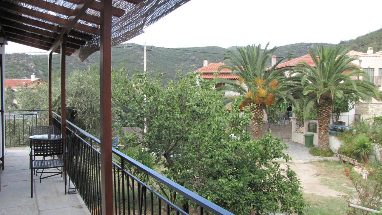 Sunset Suites Лефокастро Екстериор снимка