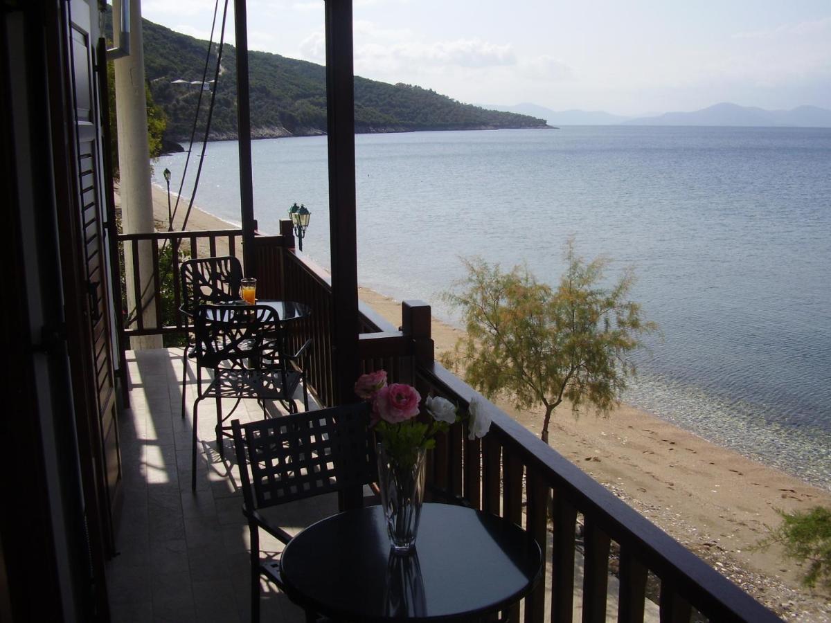 Sunset Suites Лефокастро Екстериор снимка